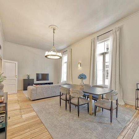 Appartement Dans L'Hypercentre บรัสเซลส์ ภายนอก รูปภาพ